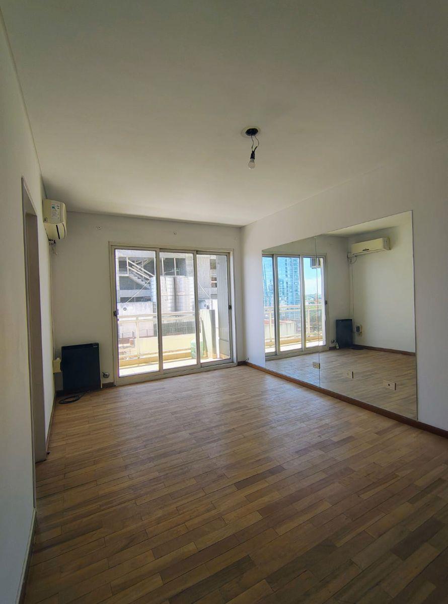 2 Ambientes con Balcón y Excelente Ubicación